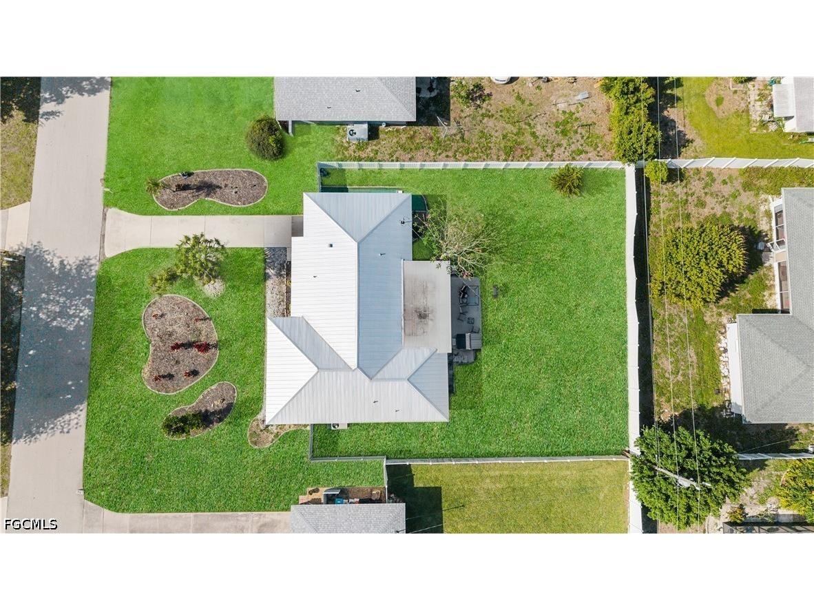 2627 SE 18th Place Cape Coral FL 33904 2026017793 image2