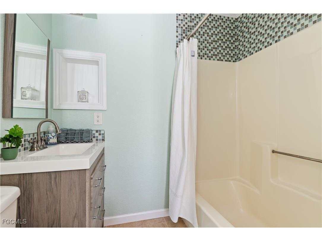 26272 Rampart Boulevard #102 Punta Gorda FL 33983 2026005702 image32