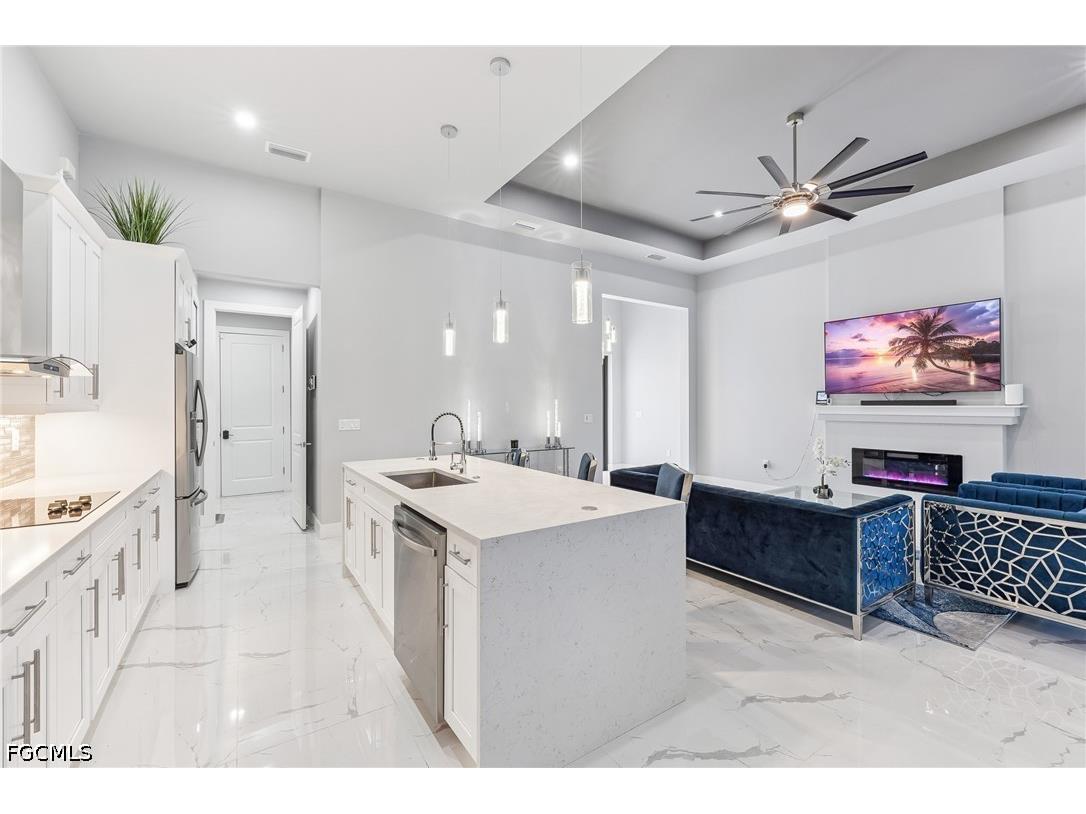 2628 SW 2nd Place Cape Coral FL 33914 2026027087 image17