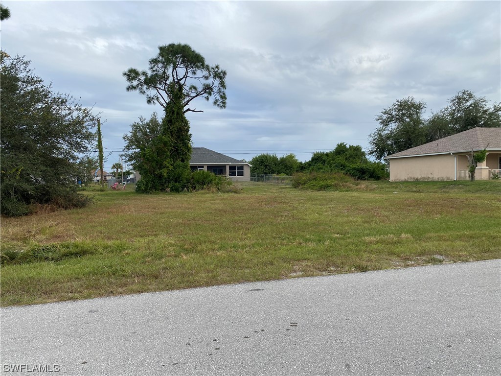 2629 NE 4th Place Cape Coral FL 33909 223086615 image1