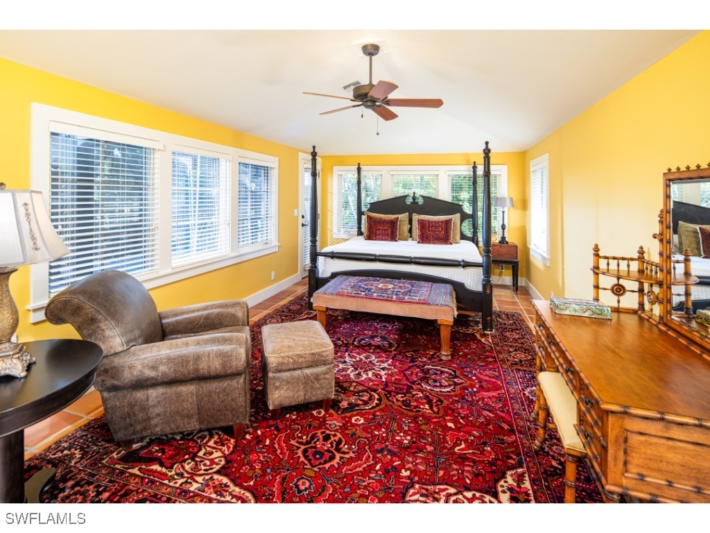 263 10th Avenue S Naples FL 34102 225070282 image9