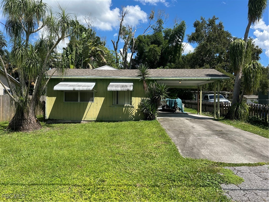 263 Kingston Drive Fort Myers FL 33905 2025010679 image2