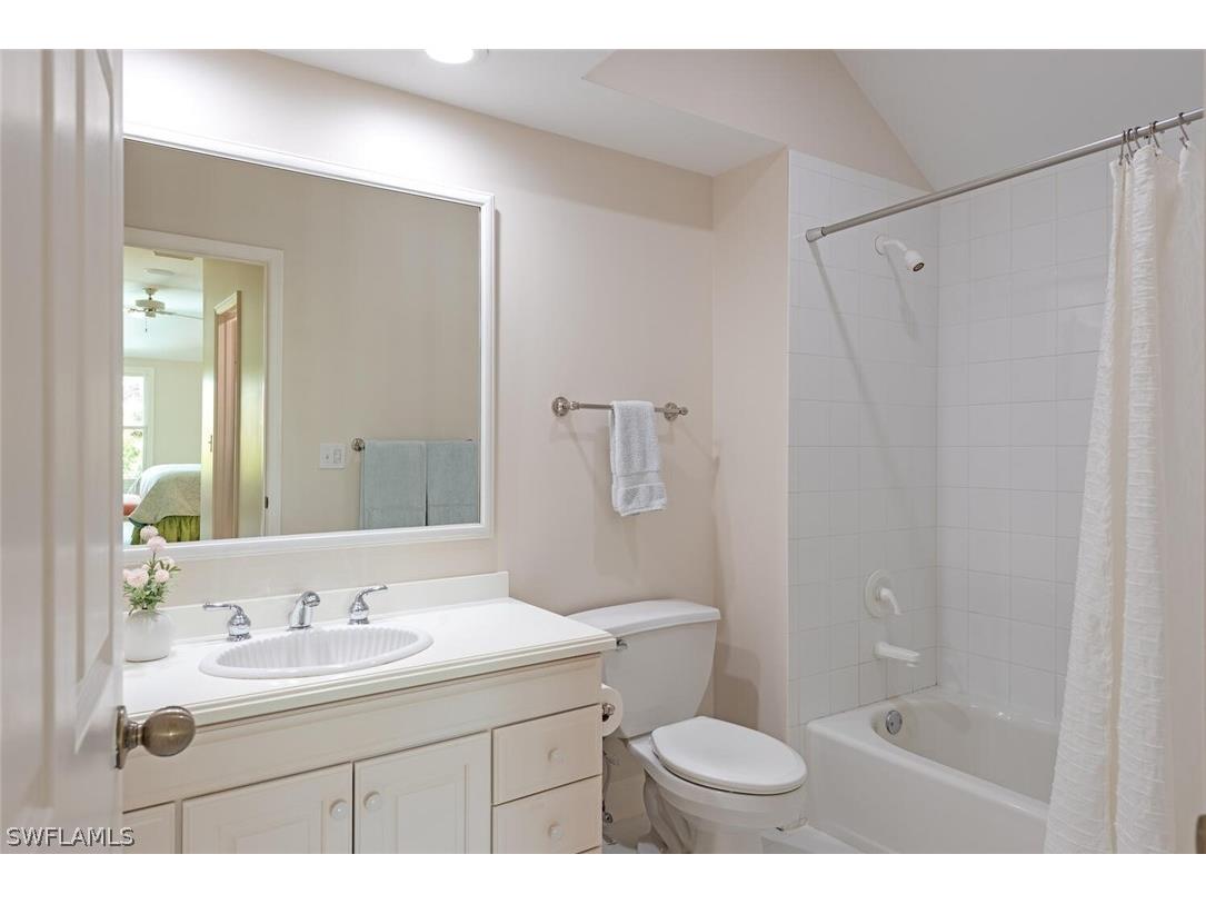 263 N Lake Drive Naples FL 34102 226010433 image26