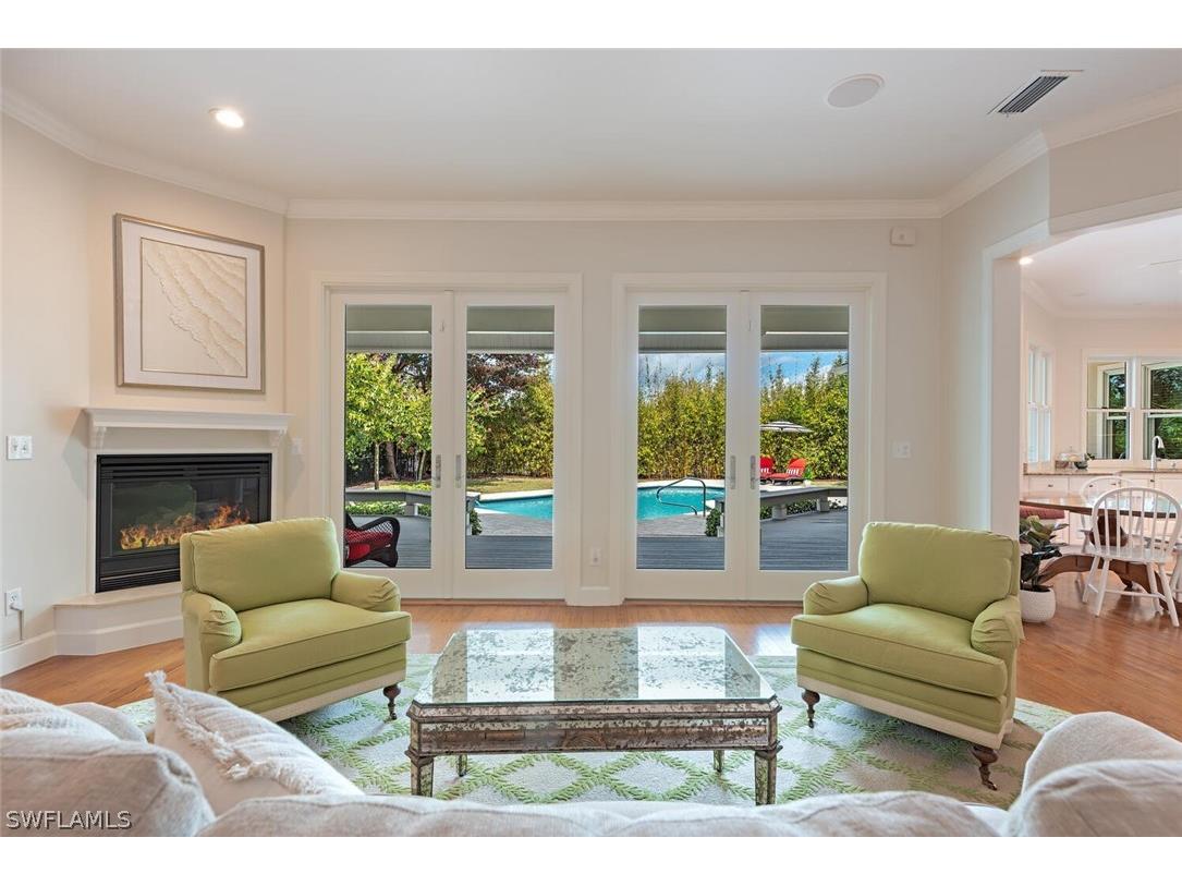263 N Lake Drive Naples FL 34102 226010433 image6