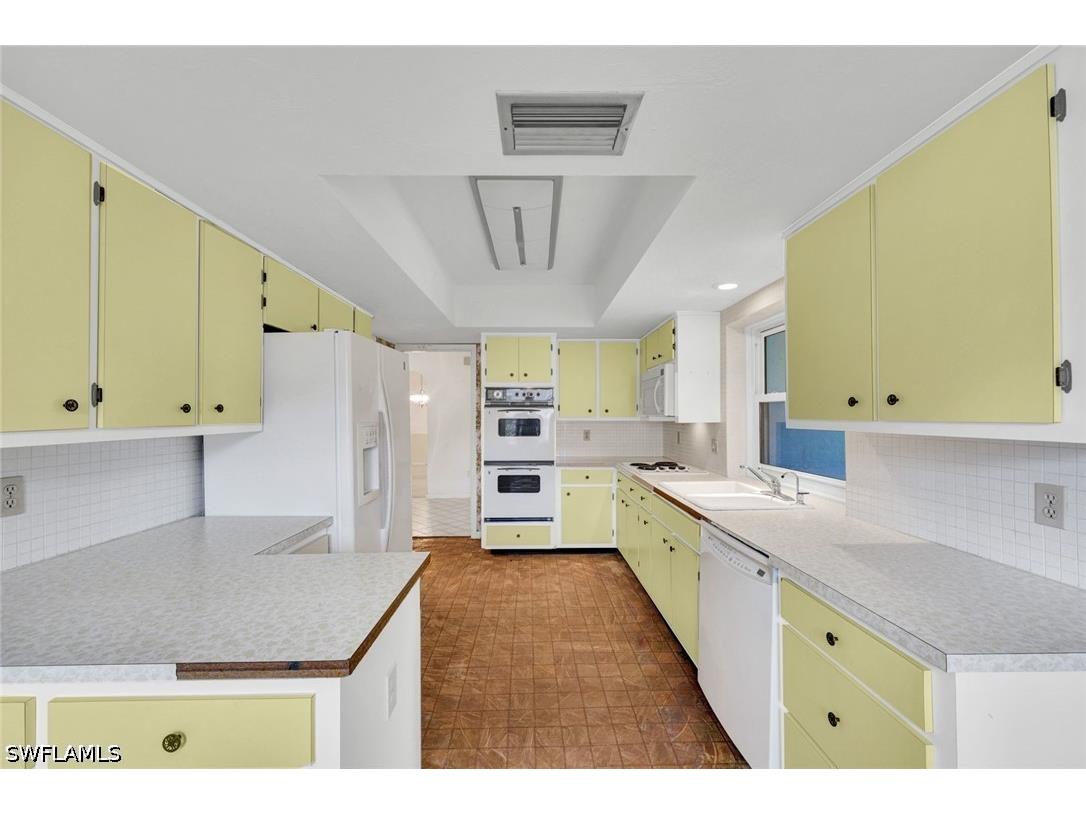 263 Shadowridge Court Marco Island FL 34145 226010871 image8