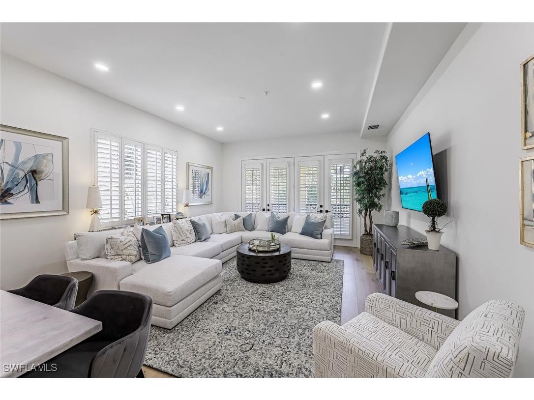 2630 Bolero Drive #2-2 Naples FL 34109 225066893 image1