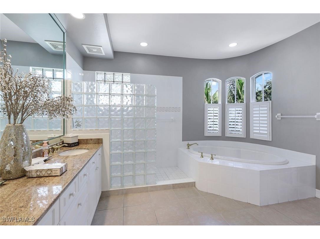 2630 Bolero Drive #2-3 Naples FL 34109 225071787 image13