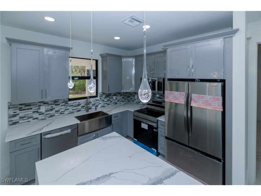 2630 Embers Parkway W Cape Coral FL 33993 225050313 image5