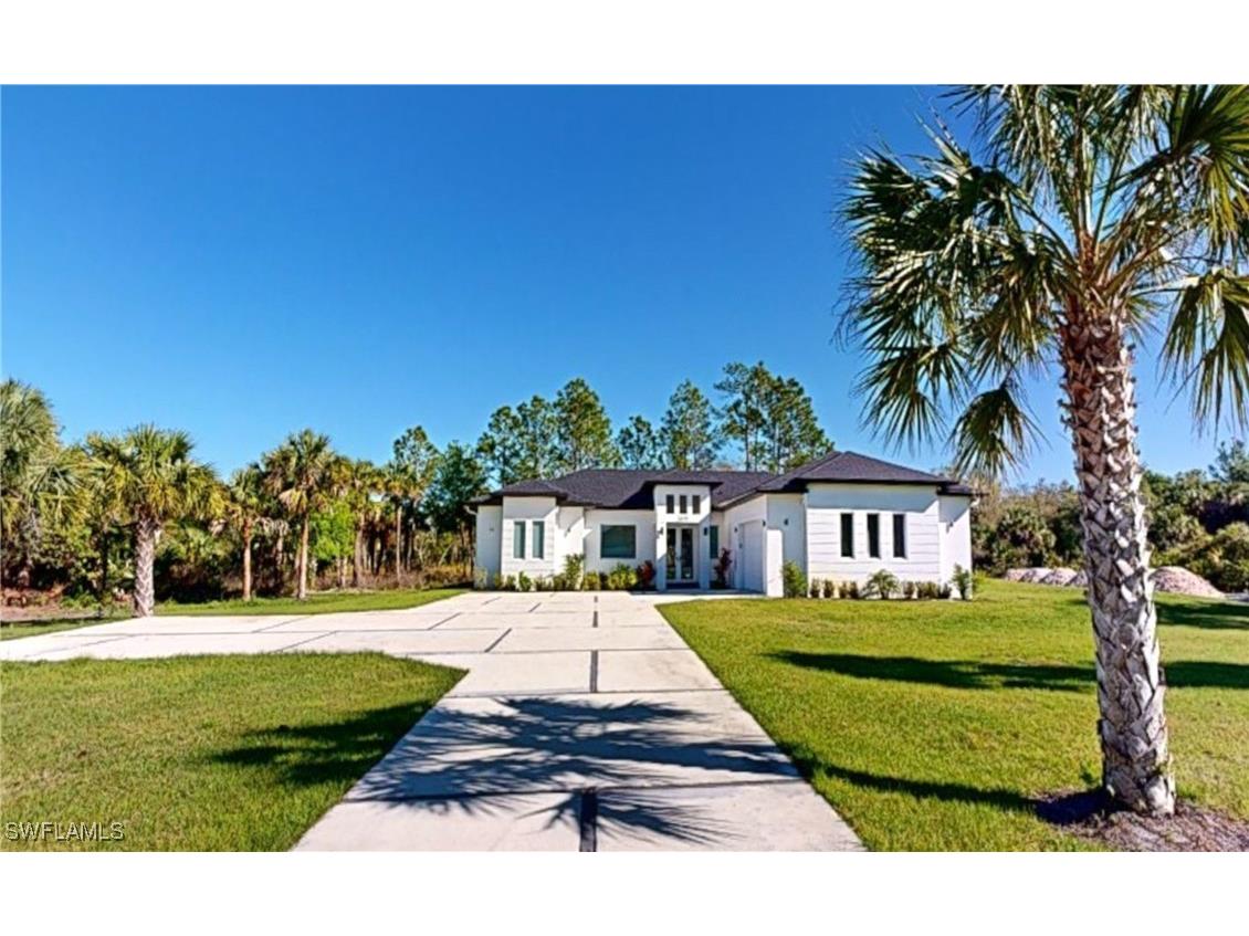 2631 30th Avenue SE Naples FL 34117 225034498 image1