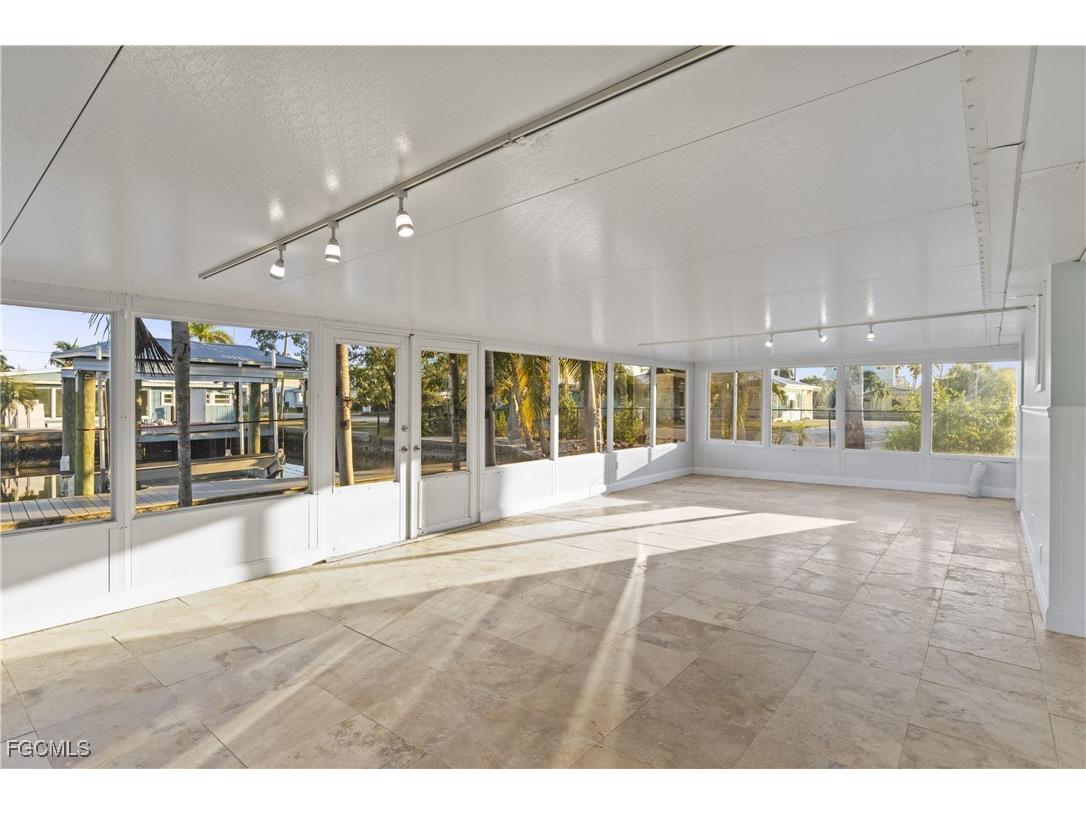 2631 Bayshore Drive Matlacha FL 33993 2025020753 image13