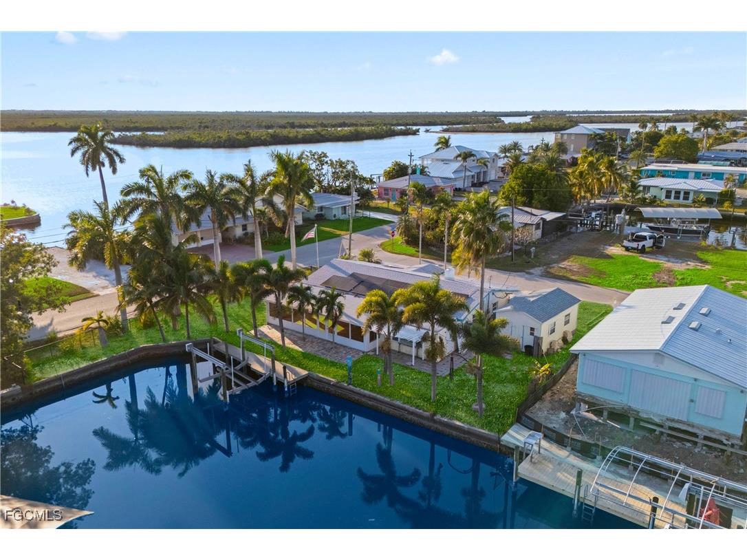 2631 Bayshore Drive Matlacha FL 33993 2025020753 image28