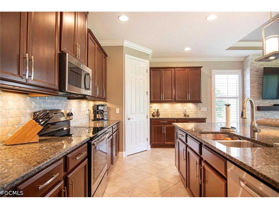 2631 Malaita Court Cape Coral FL 33991 2026021206 image2