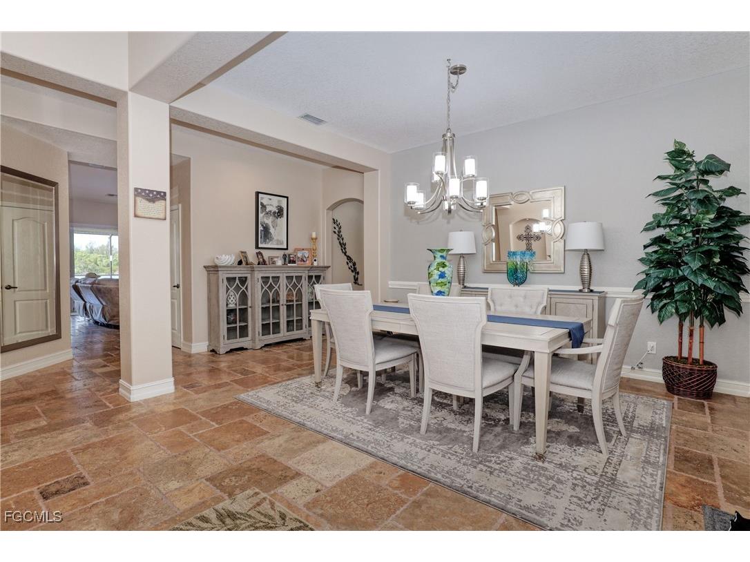 2632 Fairmont Cove Court Cape Coral FL 33991 2025012924 image10