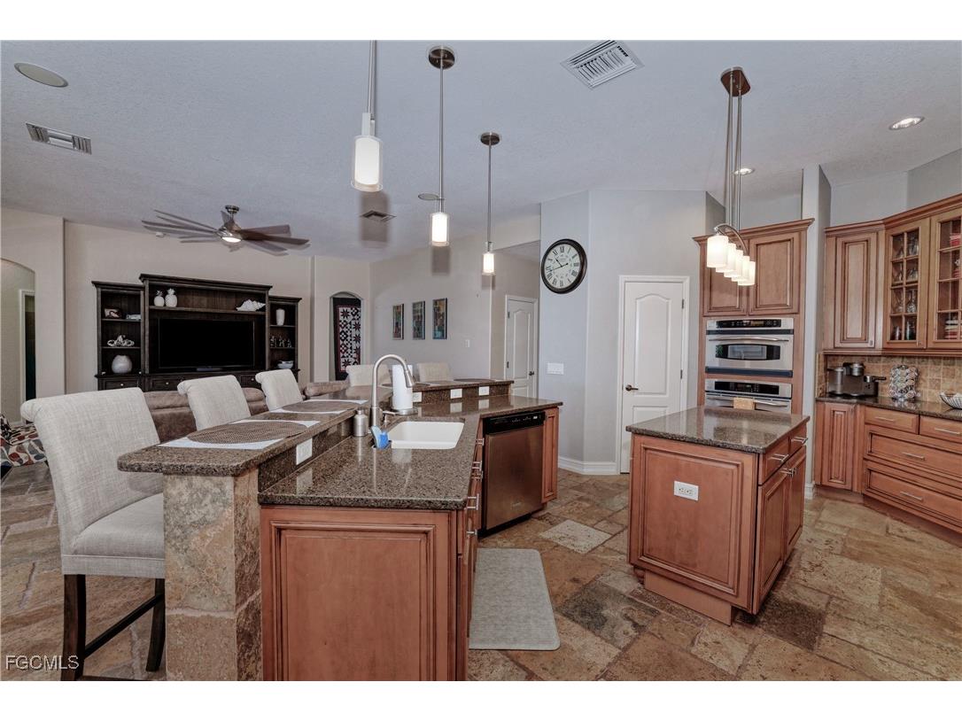 2632 Fairmont Cove Court Cape Coral FL 33991 2025012924 image14