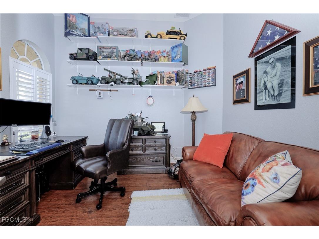 2632 Fairmont Cove Court Cape Coral FL 33991 2025012924 image30