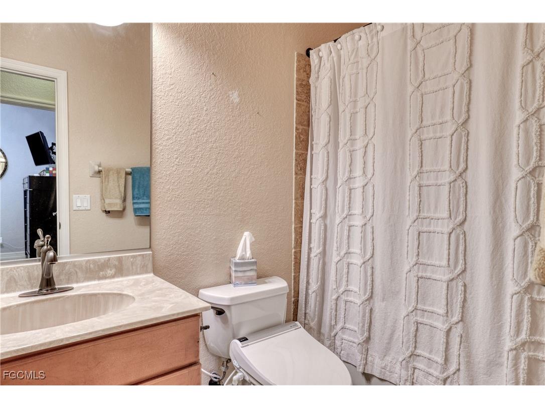 2632 Fairmont Cove Court Cape Coral FL 33991 2025012924 image31