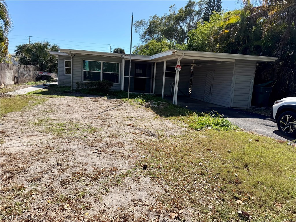 2632 Weeks Avenue Naples FL 34112 226007255 image1