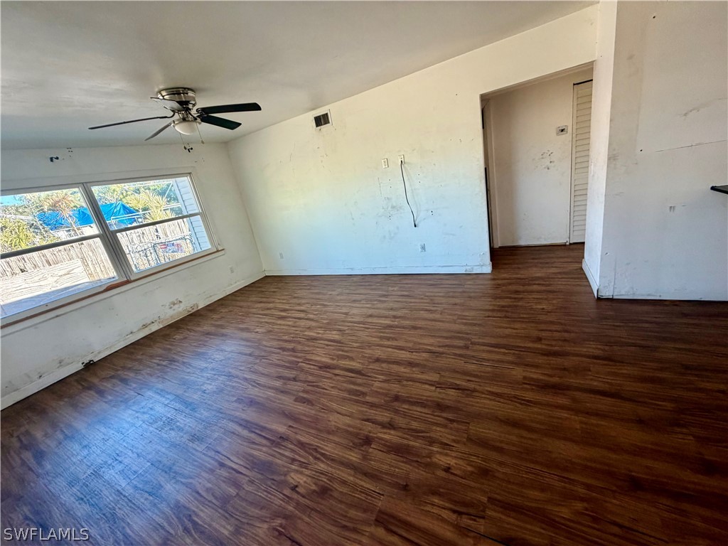 2632 Weeks Avenue Naples FL 34112 226007255 image16