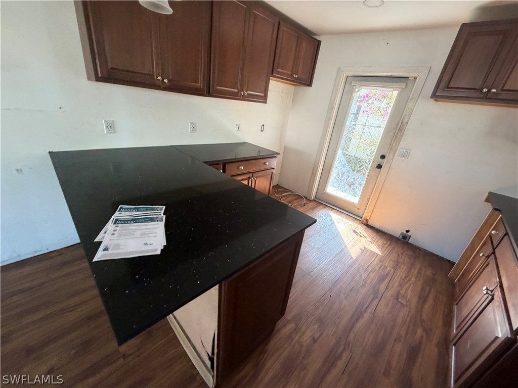 2632 Weeks Avenue Naples FL 34112 226007255 image23