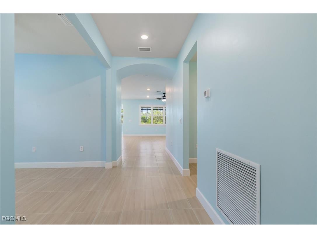 2633 Daisy Drive North Port FL 34289 2025014854 image2