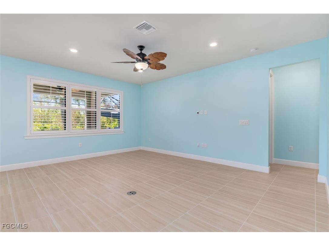 2633 Daisy Drive North Port FL 34289 2025014854 image4