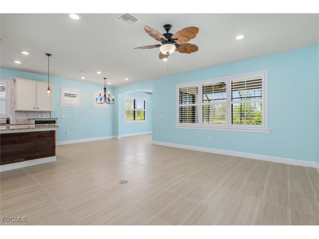 2633 Daisy Drive North Port FL 34289 2025014854 image5