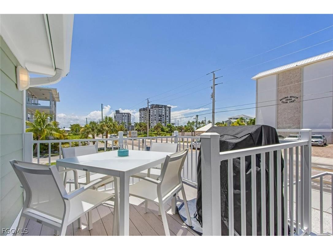 2633 Estero Boulevard Fort Myers Beach FL 33931 2026008639 image2