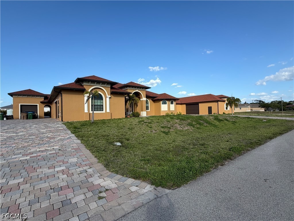 2633 NW 24th Street Cape Coral FL 33993 2026029116 image2