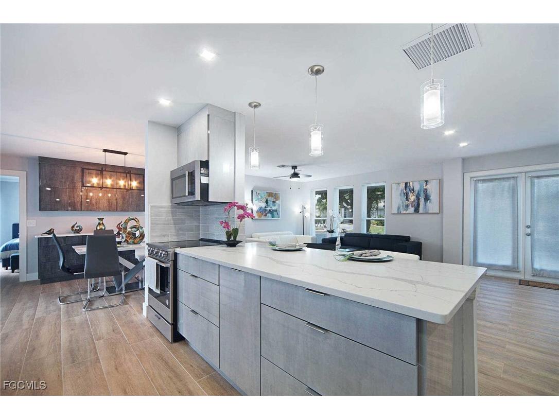 2633 SE 19th Place Cape Coral FL 33904 2025009786 image16