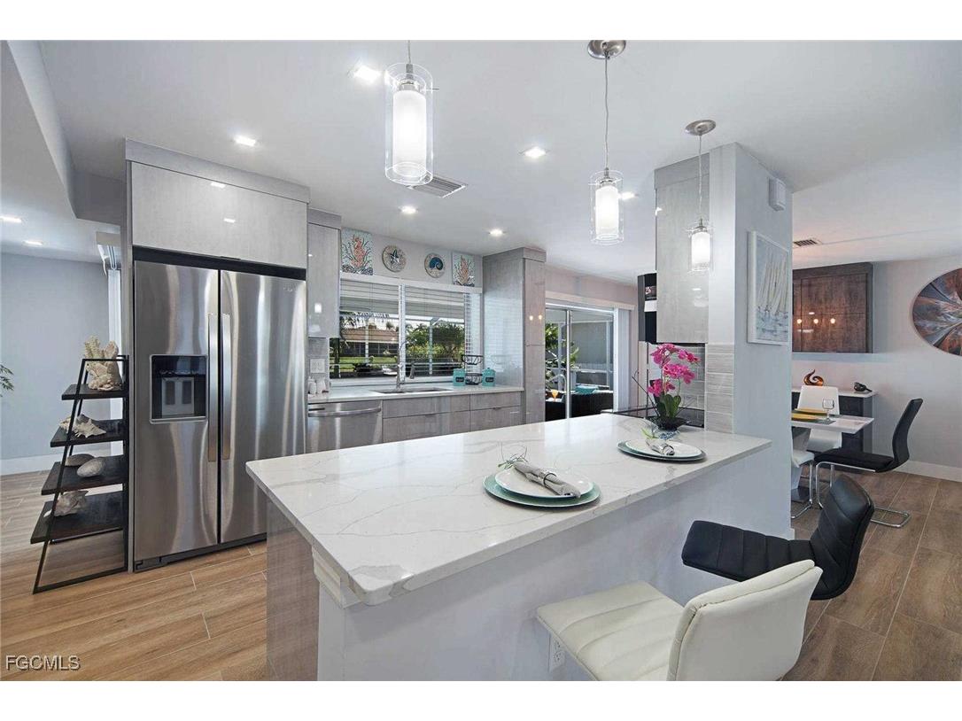 2633 SE 19th Place Cape Coral FL 33904 2025009786 image5