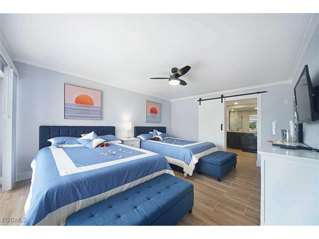 2633 SE 19th Place Cape Coral FL 33904 2025009786 image7