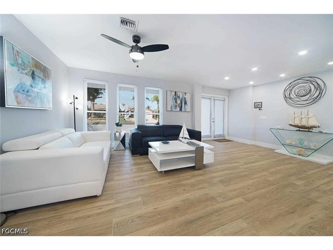 2633 SE 19th Place Cape Coral FL 33904 2026028388 image14
