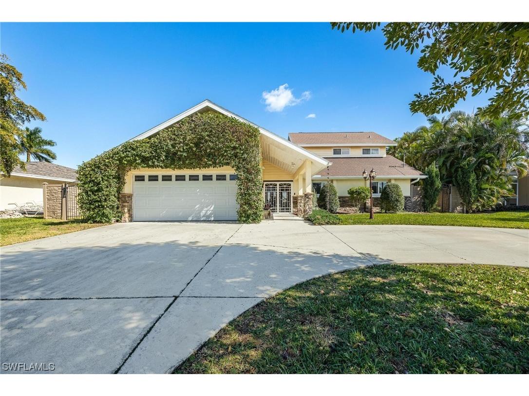 2633 SE 20th Place Cape Coral FL 33904 224010227 image1