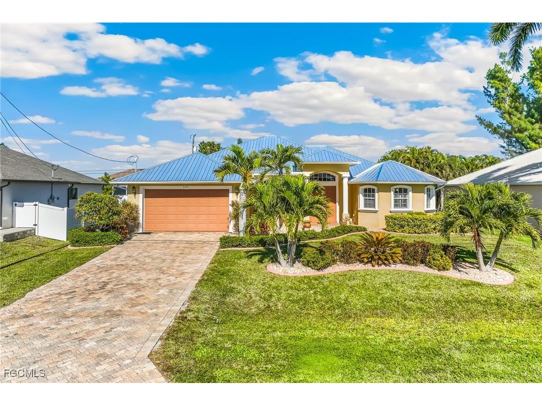 2633 SW 32nd Lane Cape Coral FL 33914 2026000564 image1