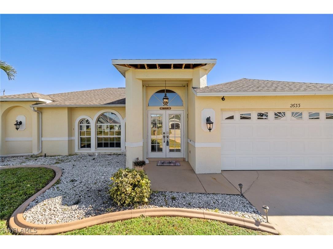 2633 SW 9th Place Cape Coral FL 33914 223001647 image1