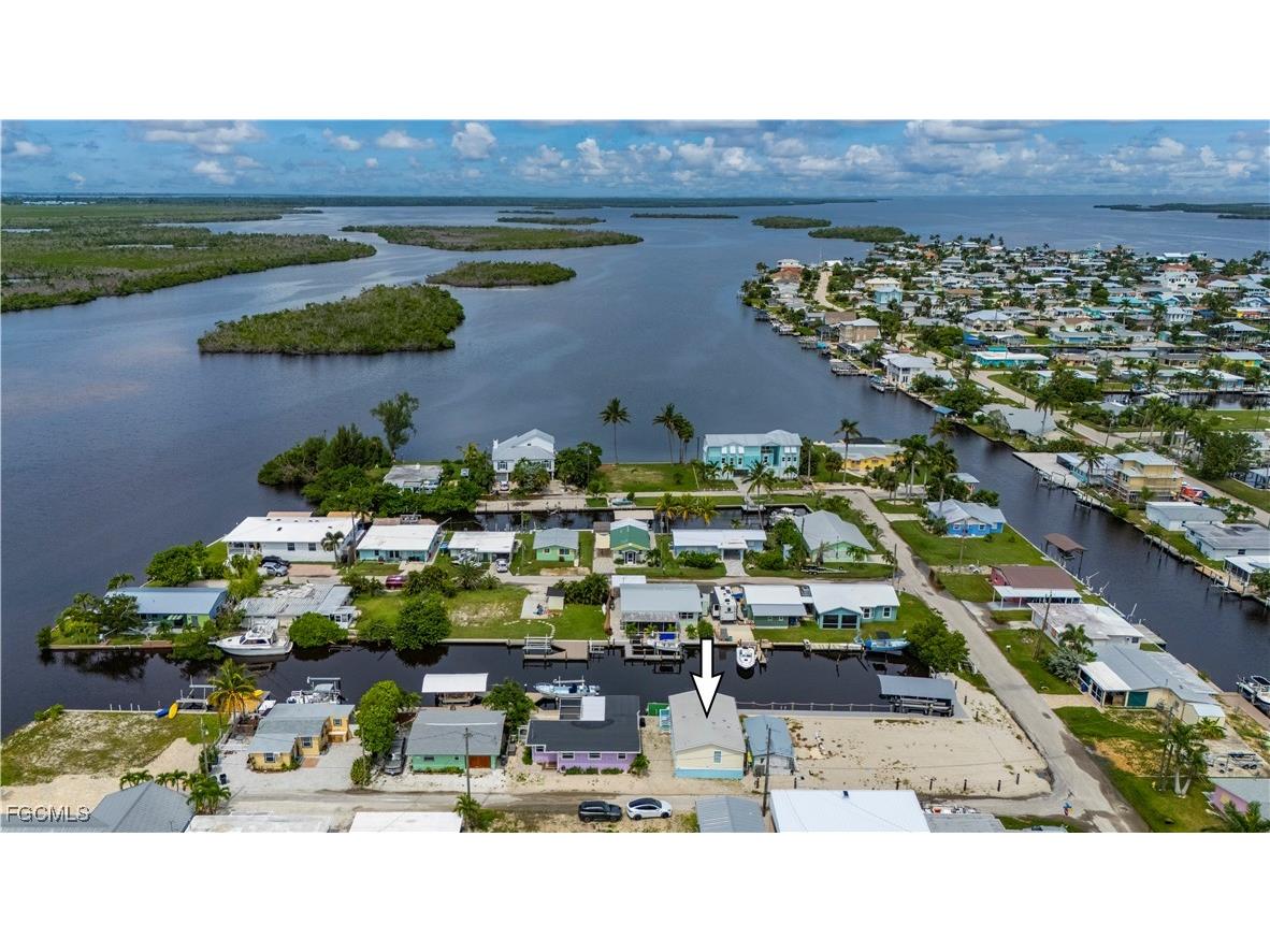 2634 Coco Plum Drive Matlacha FL 33993 2025009867 image2