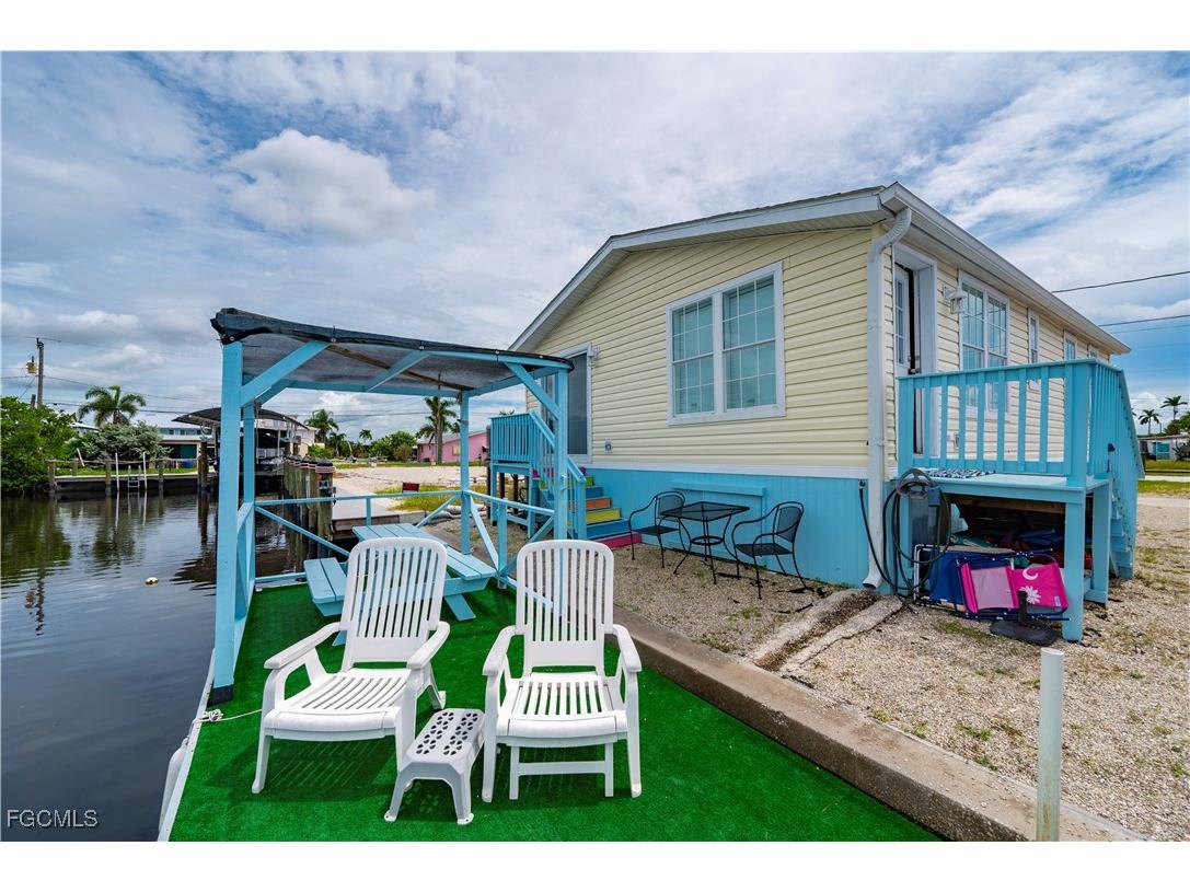 2634 Coco Plum Drive Matlacha FL 33993 2025009867 image21