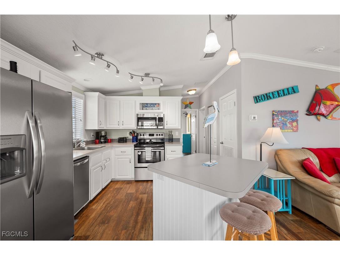 2634 Coco Plum Drive Matlacha FL 33993 2025009867 image8