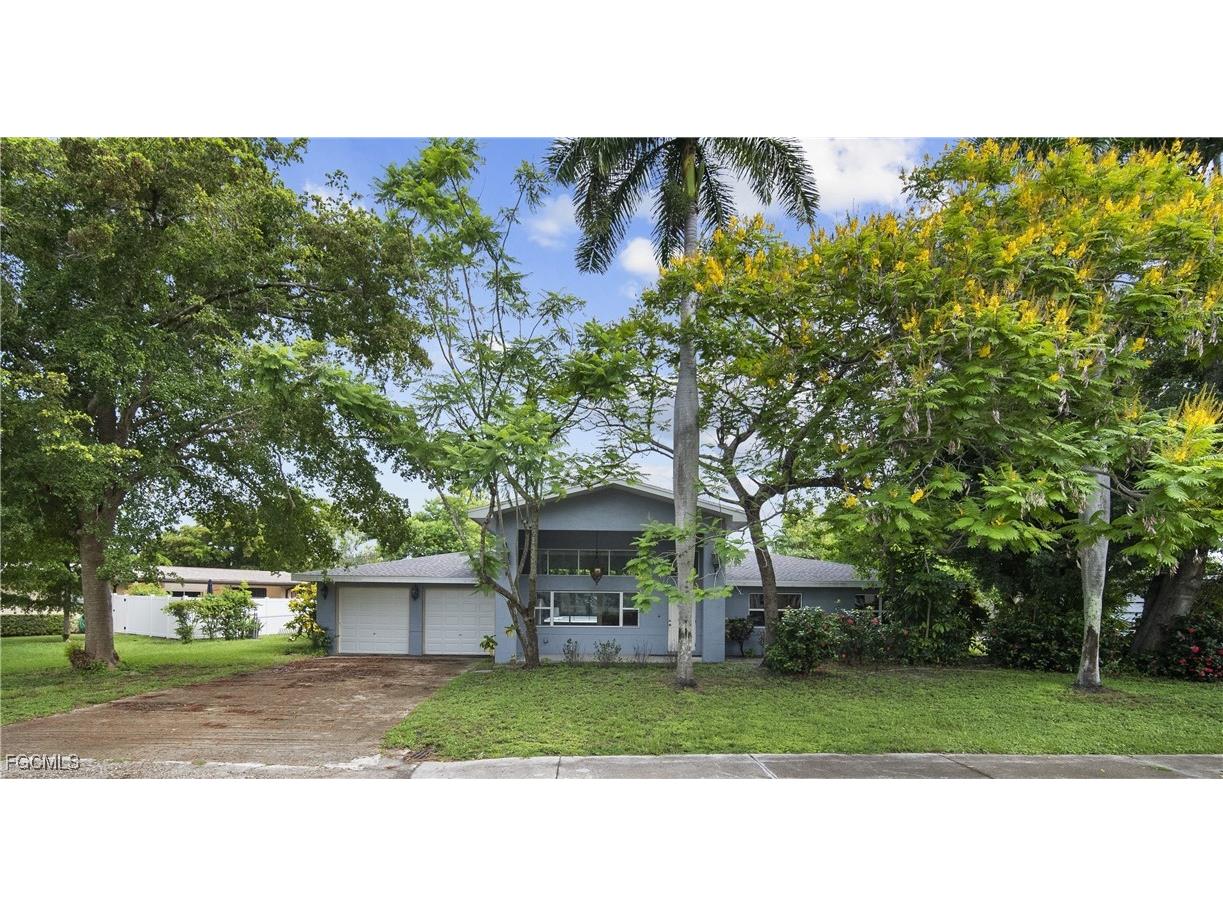 2634 Cortez Boulevard Fort Myers FL 33901 2025009633 image1