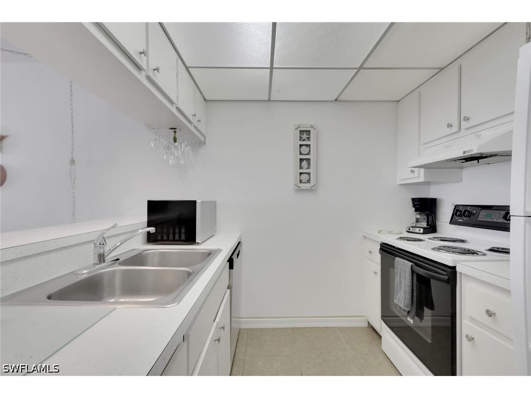 26340 Hickory Boulevard #302 Bonita Springs FL 34134 226013884 image12