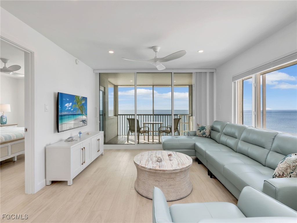 26340 Hickory Boulevard #902 Bonita Springs FL 34134 2026003312 image1