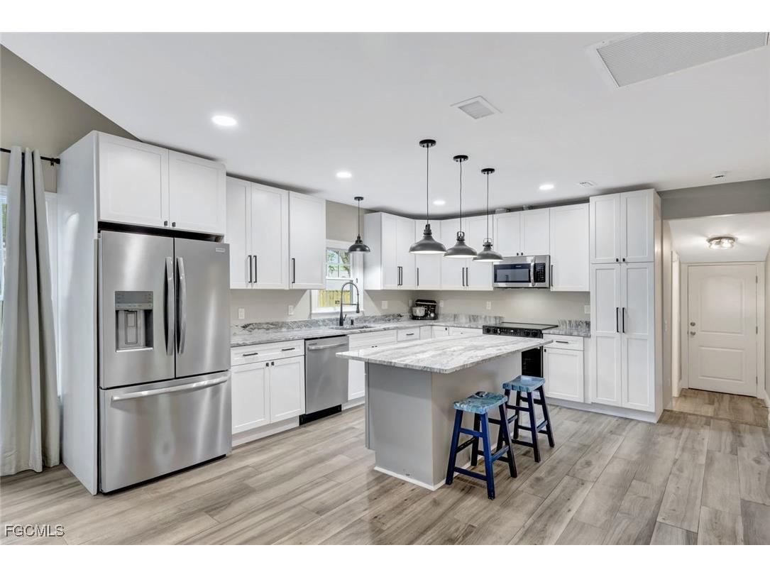 2635 Michigan Avenue Fort Myers FL 33916 2025008395 image14