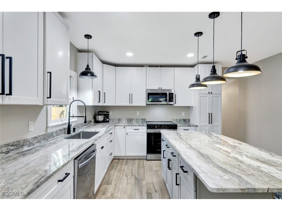 2635 Michigan Avenue Fort Myers FL 33916 2025008395 image15