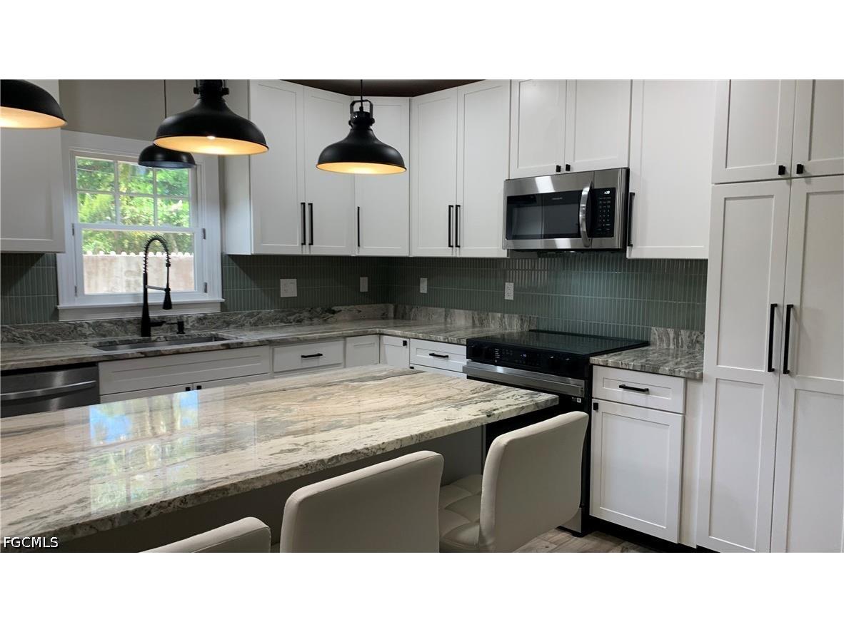 2635 Michigan Avenue Fort Myers FL 33916 2025008395 image38