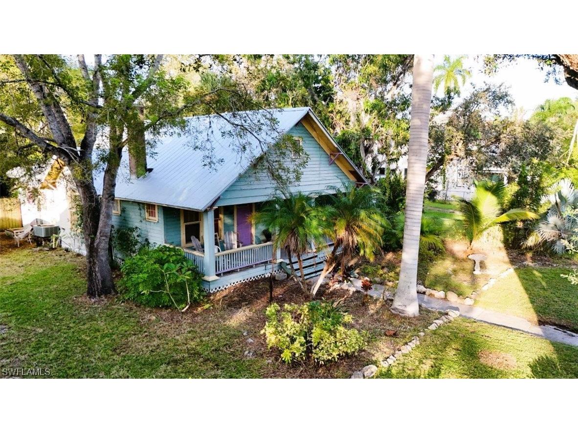2635 Michigan Avenue Fort Myers FL 33916 223079278 image1