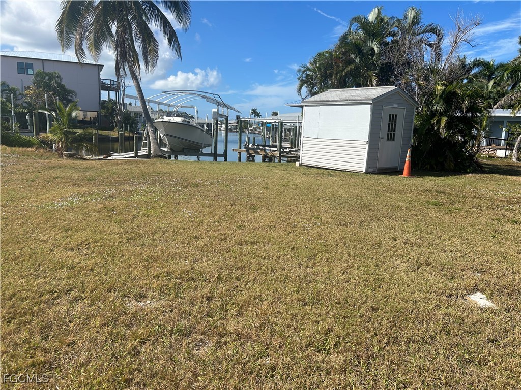 2635 York Road Saint James City FL 33956 2025019400 image4