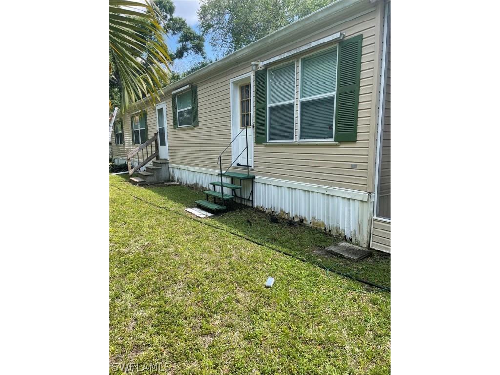 2635 Zoysia Lane North Fort Myers FL 33917 224034585 image1