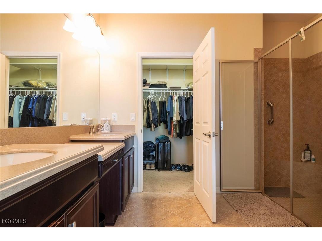 2638 Anguilla Drive Cape Coral FL 33991 2025001347 image13