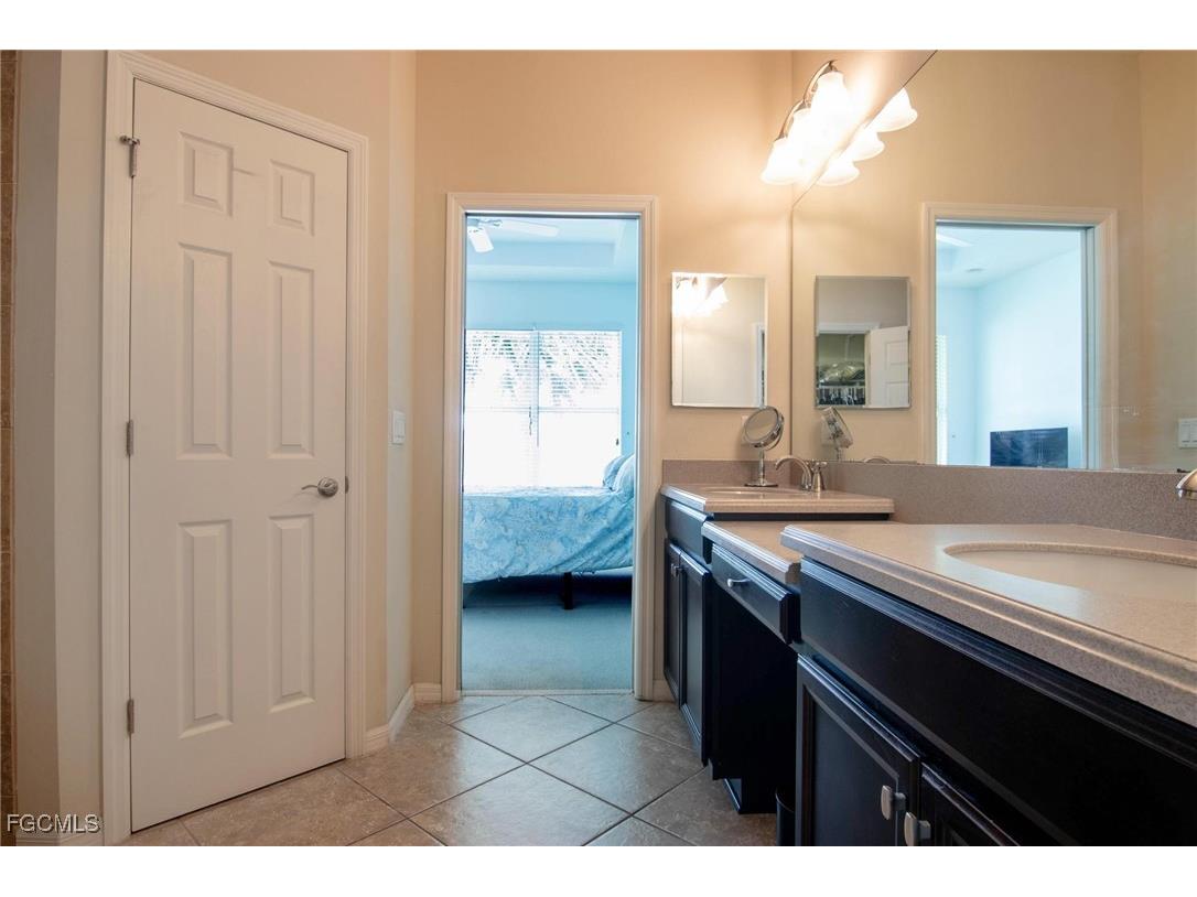 2638 Anguilla Drive Cape Coral FL 33991 2025001347 image14