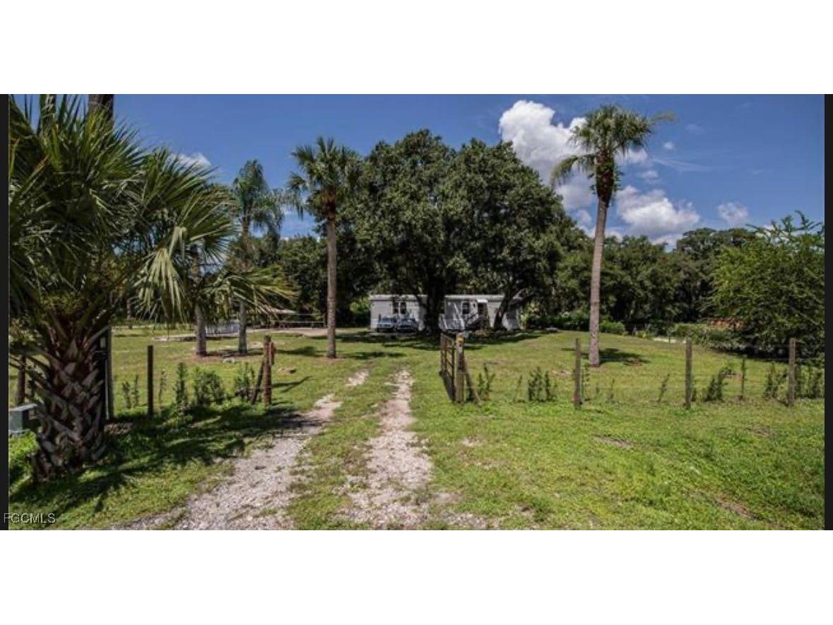 2638 Ortona Locks Road Moore Haven FL 33471 2025008816 image2
